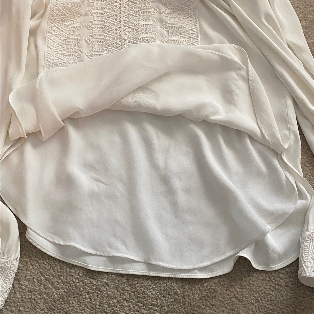 WHBM ivory lined embroidery front & cuffs small blouse - Picture 9 of 10